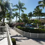 Waterside Inn On The Beach