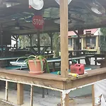 Airport Motor Inn