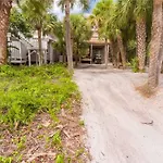 528 - Coral Cottage