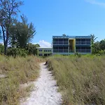 Cabana Beach Club By Rva