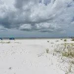 Gulf Beauty, 2 Bedrooms, Gulf Side Cottage, Sleeps 4