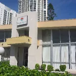 Golden Nugget Beach Club
