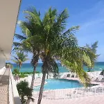 Golden Nugget Beach Club