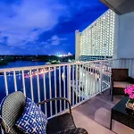Laketown Wharf 535 By Aneliya