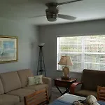 Monterey Condo-Motel