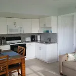 Monterey Condo-Motel