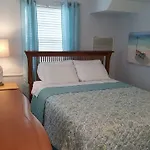 Monterey Condo-Motel