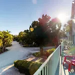 North Beach Village 27