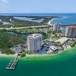 Lover\'S Key Resort