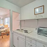Central Venice Apartment With Balcony, Walk To Beach