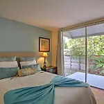 Large Pompano Home With Pool Walk To Private Beach