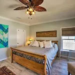 Lost Key Golf Resort Townhome Less Than 1 Mi To Beach!