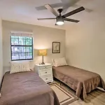 Charming Tallahassee Townhouse About 3 Mi To Fsu!