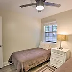Charming Tallahassee Townhouse About 3 Mi To Fsu!