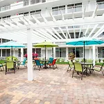 Baymont By Wyndham Celebration