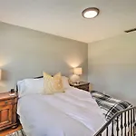 Family-Friendly Home About 4 Mi To Naples Beach And Pier