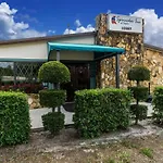 Spinnaker Inn Of Naples