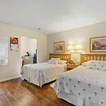 Tequesta Palms Inn