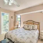 Modern House Less Than 5 Miles To Port Charlotte Beach!