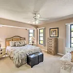 Modern House Less Than 5 Miles To Port Charlotte Beach!