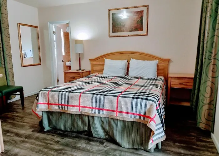 Travelers Inn - Clearwater