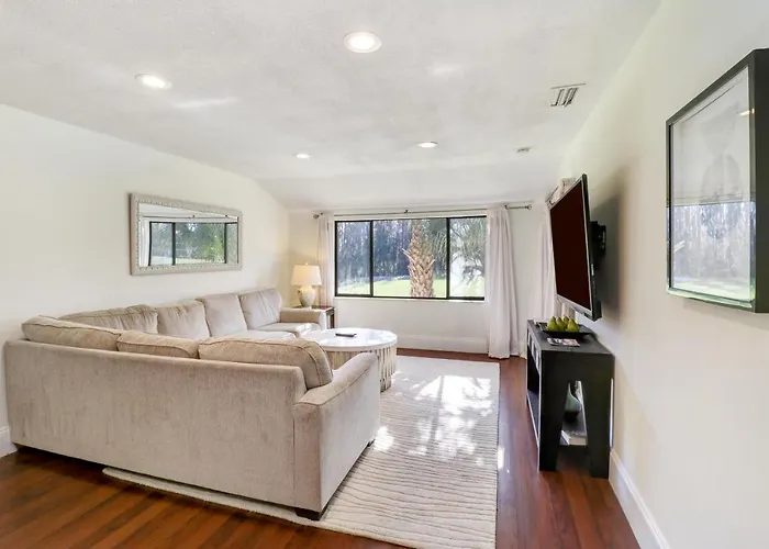 Saddlebrook Golf Course View Condo With Kitchen