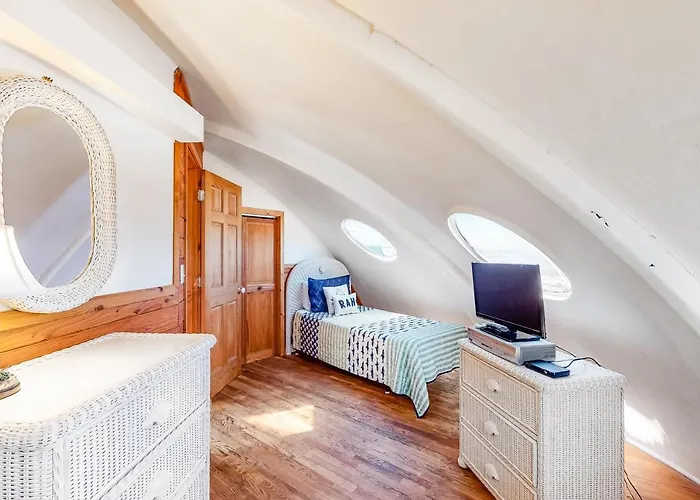 Dome Home