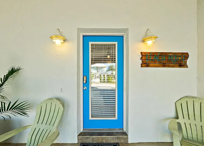 Fantasea Is The Perfect Beach House With Pool And Hot Tub 4 Bed3 Bath With 2 Master Suites