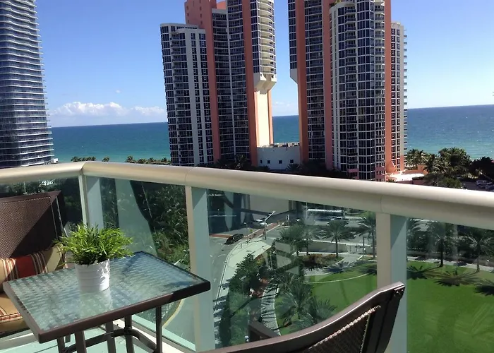 Sunny Isles Aparment