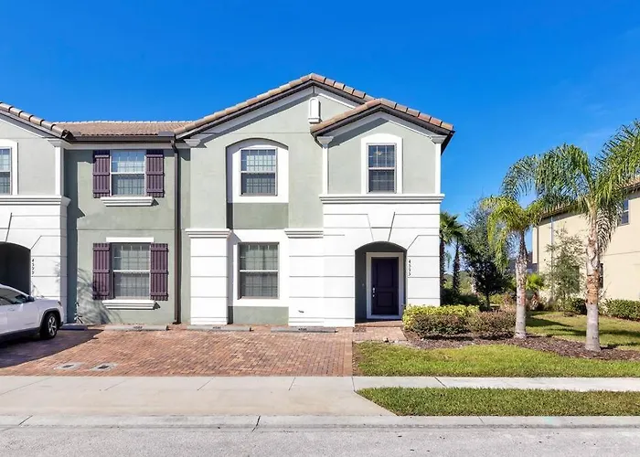 Stunning 5 Bedroom Home Just Minutes From Disney World!
