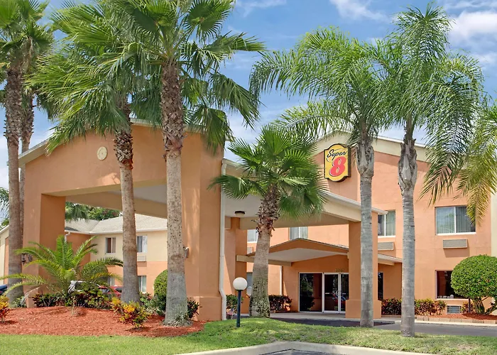 Super 8 By Wyndham Daytona Beach