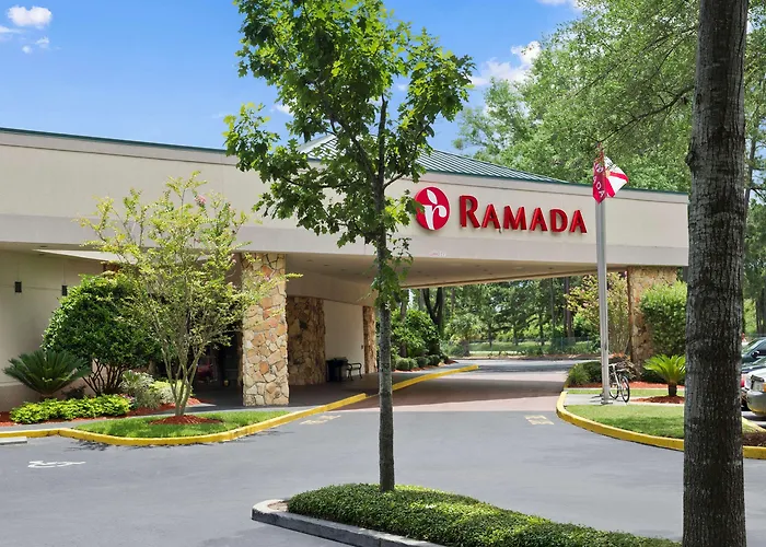 Ramada By Wyndham Jacksonville Hotel & Conference Center