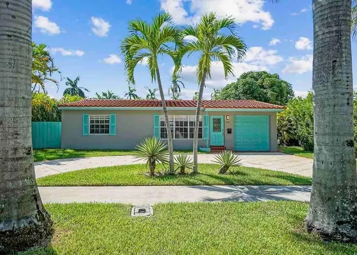 Your Florida Vacation Destination- Near Beach