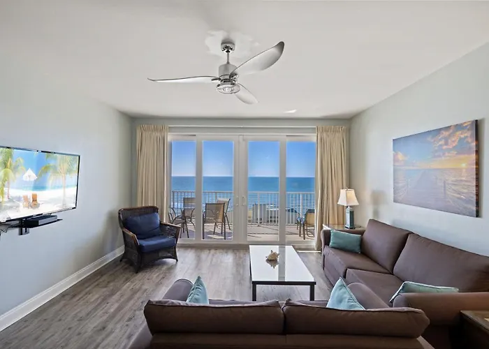 Laketown Wharf! Sleeps 9 - Resort Beach Condo, Stunning Ocean Views! By Dolce Vita Getaways Pcb