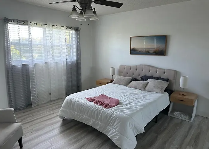 Ft Lauderdale Jewel
