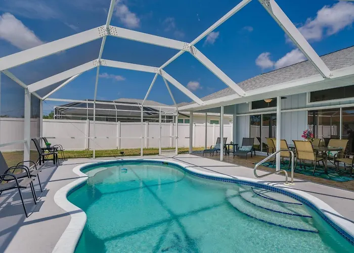 Port Charlotte Home With Pool - 8 Mi To Beaches!