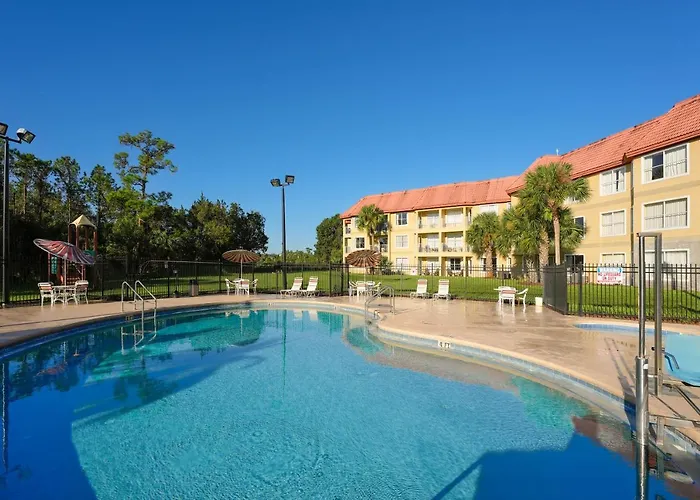 Parc Corniche Condominium Suites