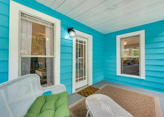 Old Florida Cottage In St Augustine With Porch!