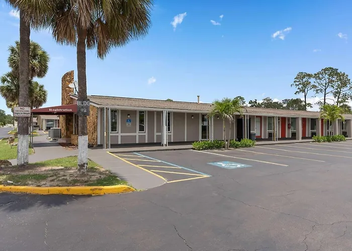 Super 8 By Wyndham Kissimmee-Orlando