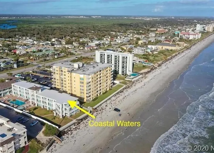 Coastal Waters Studio 111 - Pool Side Studio