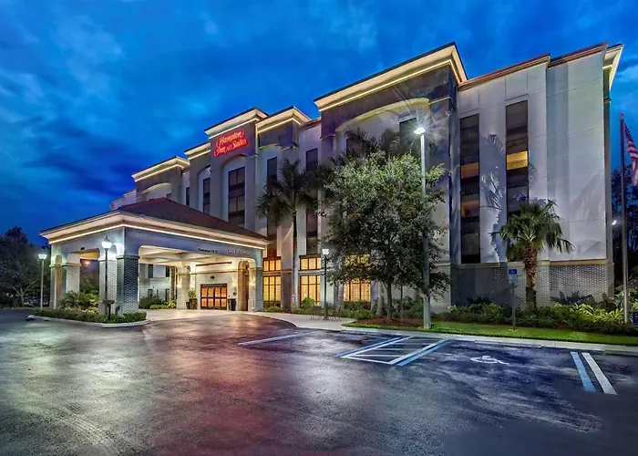 Hampton Inn & Suites Fort Myers-Estero/FGCU