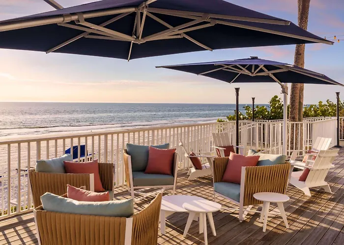 Doubletree Beach Resort by Hilton Tampa Bay / North Redington Beach