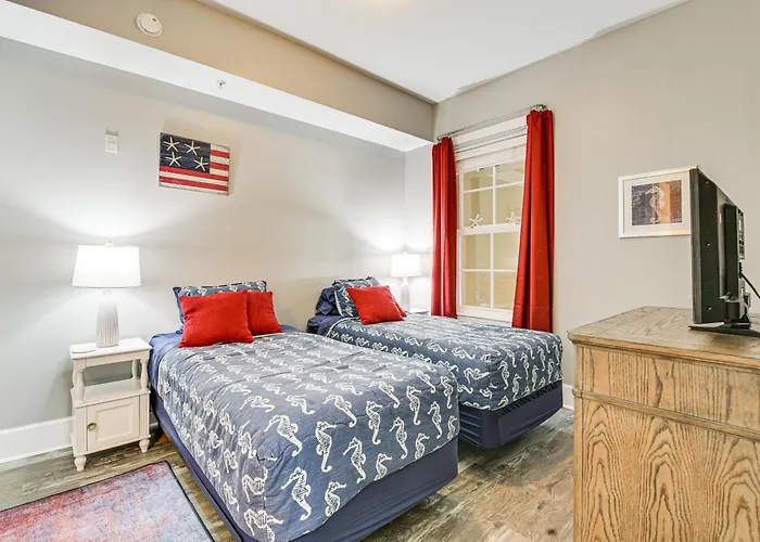 30A Retreat With Patio And Resort Amenities!