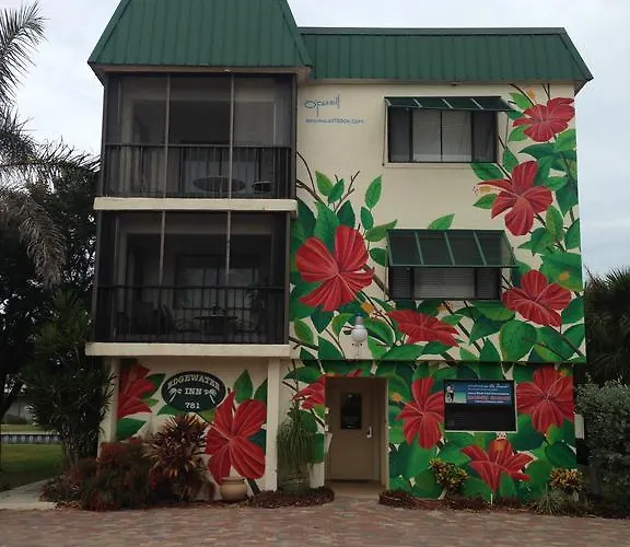 Edgewater Inn
