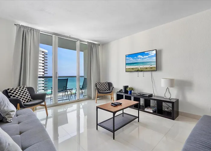 Beachfront 2 Bedroom At Tides Hollywood 8Th Floor