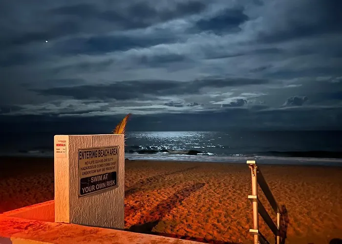 Oceanview On Sand Located In Ocean Manor Resort Fort Lauderdale Beach 2 Bed 2 Bath Spacious Corner Unit Partial Ocean View