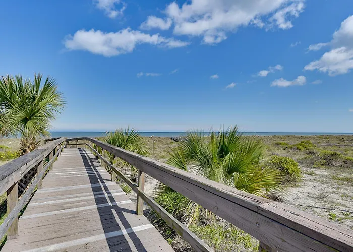 Fernandina Beach Townhome, Steps To Public Beach