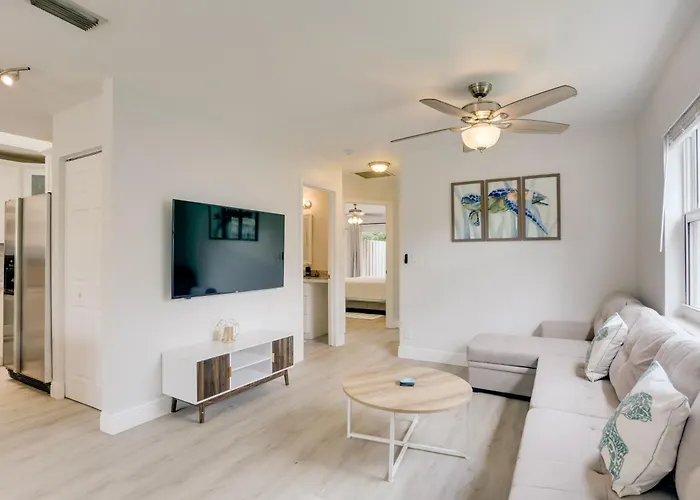 Pet-Friendly Jupiter Townhome, 6 Mi To Beaches!
