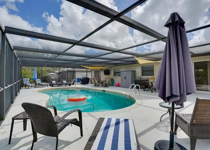 Bonita Springs Townhome Near Beach!