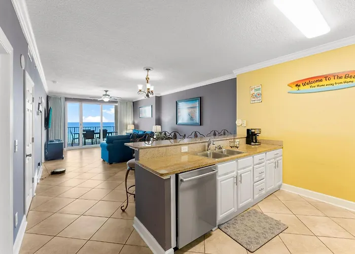 Ocean Reef Beach Resort! Beach Front! Free Seasonal Beach Chairs! By Dolce Vita Getaways Pcb